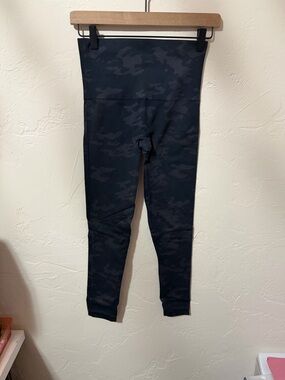 SPANX Black Camo High-Waist Leggings